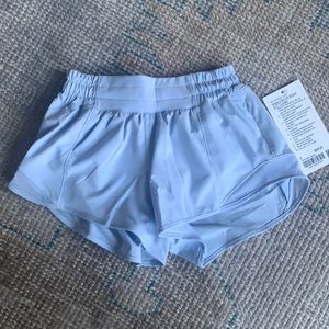 Lululemon Blue Linen Hotty Hots 2.5 inch/Size 2
